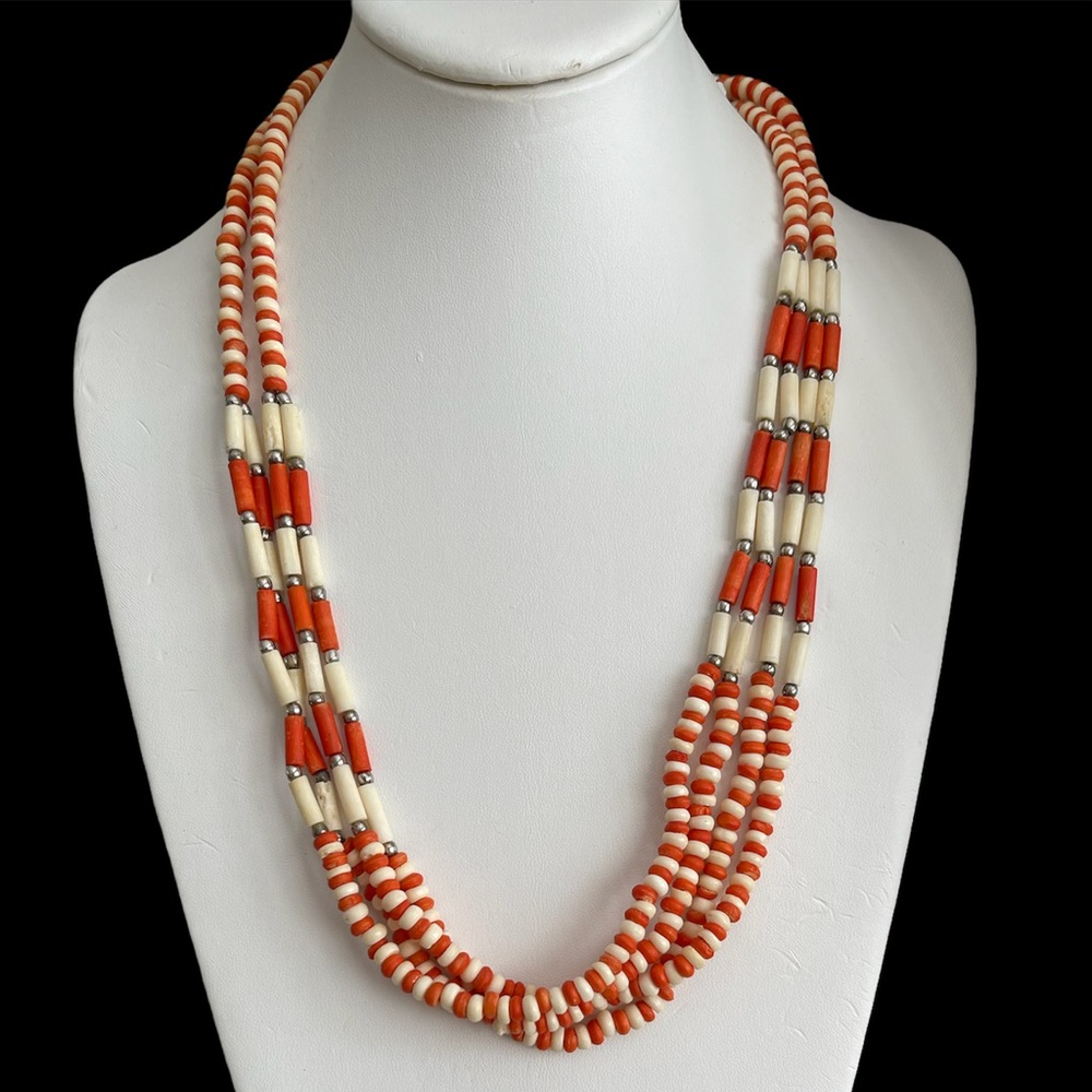 Vintage Native American red & white 4 strand buffalo bead silver spacer necklace - Picture 4 of 6